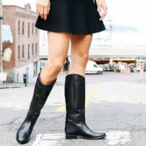 FRYE Vintage Leather Melissa Button Campus Riding Boots